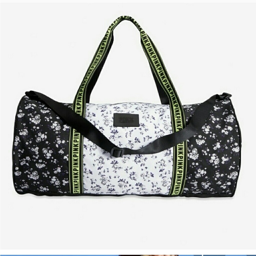 VS pink duffle